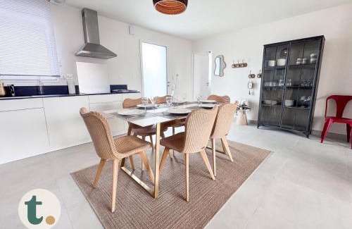 Les Herbiers Apartment | Tranquiloue - Appartement neuf proche PuyduFou !