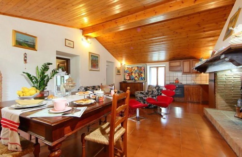 Magione House | Trasimeno link by Interhome