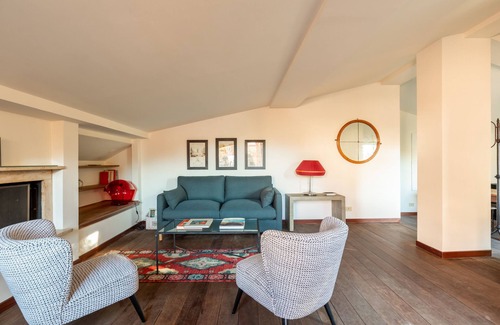 Quartiere XI Portuense Apartment | Trastevere Romantic Terraced Apartment