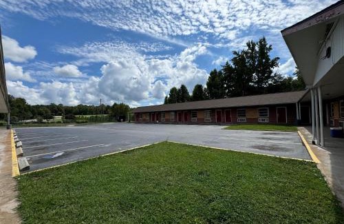 Danville Hotel | Travel Inn Danville