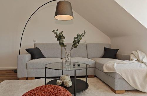 Oberbilk Apartment | 'Traveller lodge' großzügiges Apartment - 3 BR, 10min to Hbf, full kitchen, homeoffice, Netflix, Wifi