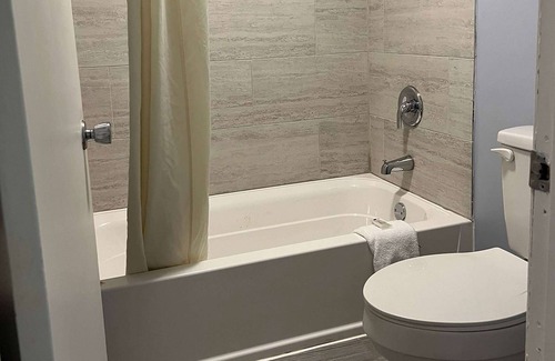 Carlisle Hotel | Travelodge by Wyndham Carlisle North