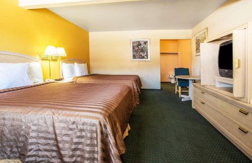 Turlock Hotel | Travelodge by Wyndham Turlock