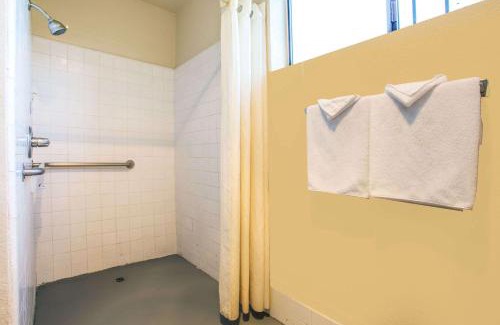 Turlock Hotel | Travelodge by Wyndham Turlock