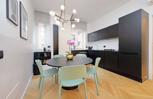 Rione VII Regola Apartment | Treasurerome Campo de' Fiori Retreat