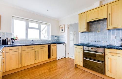 Trebetherick Cottage | TREBARTHA, pet friendly, with a garden in Daymer Bay