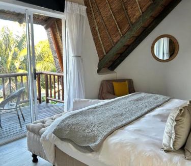 Saint Francis Bay House | Tree Aloe Guest house