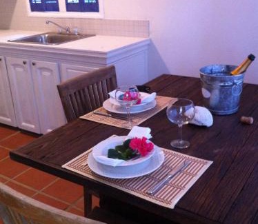 St. John's House | Treehouse Cottage