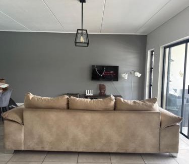 Greater Johannesburg Metropolitan Area Apartment | Treger views