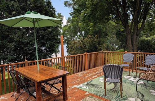 Willmar Cabin | Trendy 4-bedroom cabin, comfortable and spacious, with kid friendly beach