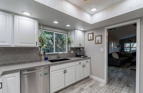 Dobson Ranch House | Trendy Desert Oasis Recently Remodeled