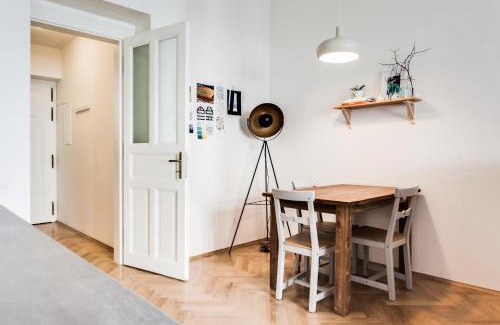 Letna Apartment | Trendy Local Apartment