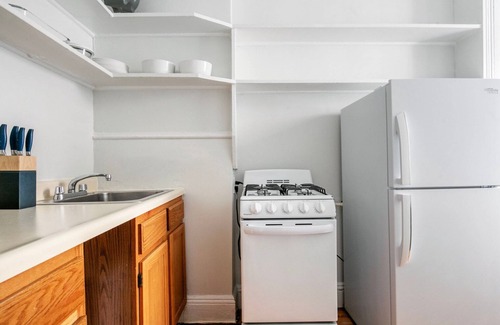 Medical Center Area Apartment | Trendy Longwood Studio w/Shared W/D, near Bars & Dining, by Blueground