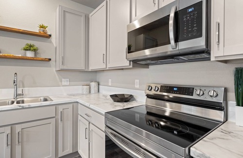 Ault House | Trendy Townhome 20 minutes to Fort Collins, Greeley, and Windsor