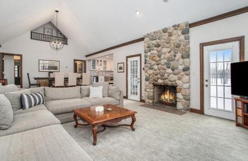 Benton Harbor House | Trent Jones Cottage at Point O' Woods