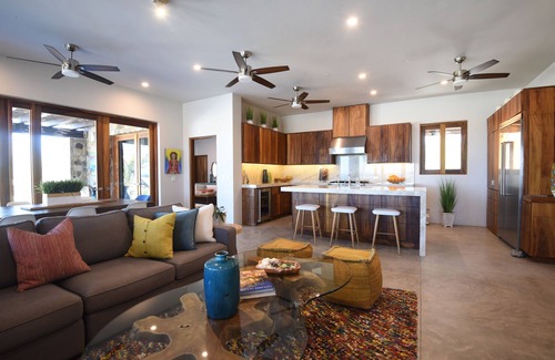 El Cardonal Villa | Trinitaria 3 bedrooms 3 1/2 baths, Oceanfront El Cardonal, Concierge & Staff