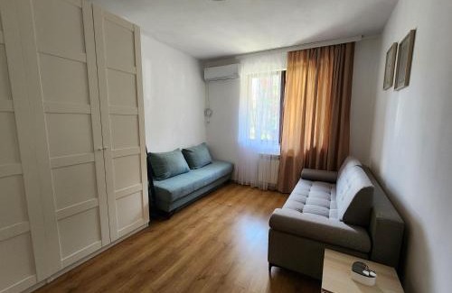 Kvartal Noviya Grad Apartment | Trinity Apartment & Pool with Spa Near Center