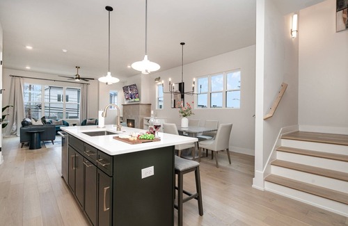 Nashville House | Trinity Beats-Private Rooftop Deck-East Nashville