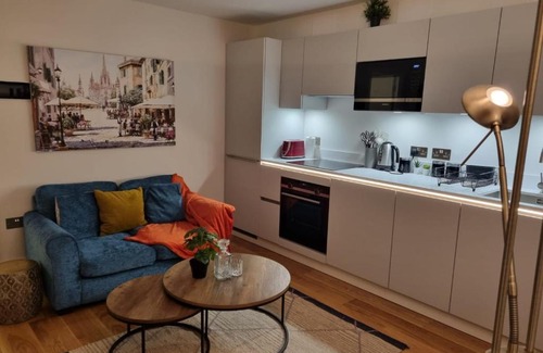 St Albans Apartment | Trinity House By Ritual Stays