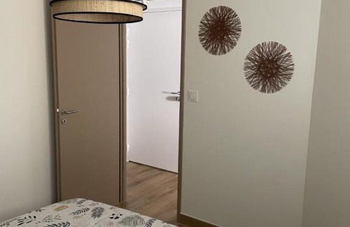 Meze Apartment | Trio Marin Mèze