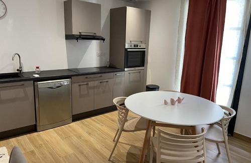 Meze Apartment | Trio Marin Mèze