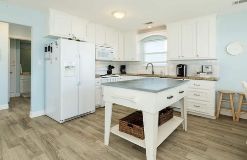 San Luis House | Triple the Water Views! 3 Decks Overlooking Sea