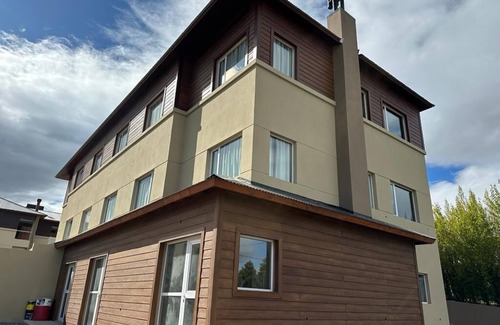 El Calafate House | Triple Tierra Tehuelche Studio