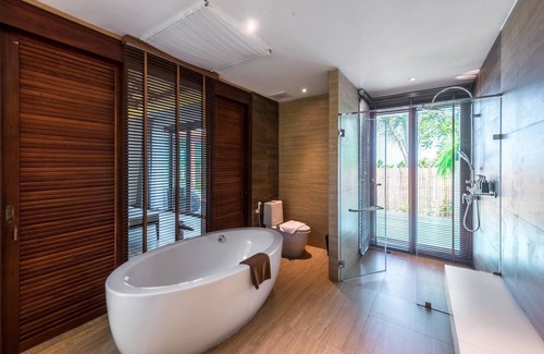 Cha-am Hotel | Triple Tree Beach Resort