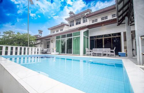 Mu Si Villa | Triple Trees A15 House Khao Yai