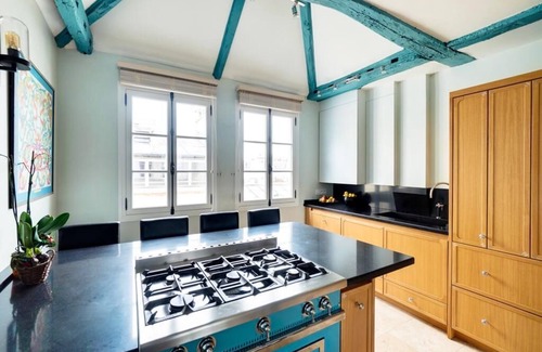 Sorbonne Apartment | Triplex Cathedral Notre Dame de Paris