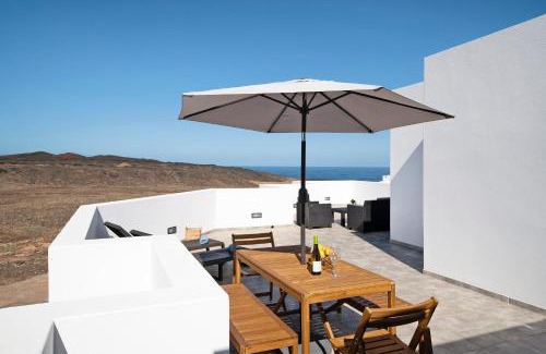 La Santa House | Tritón 6