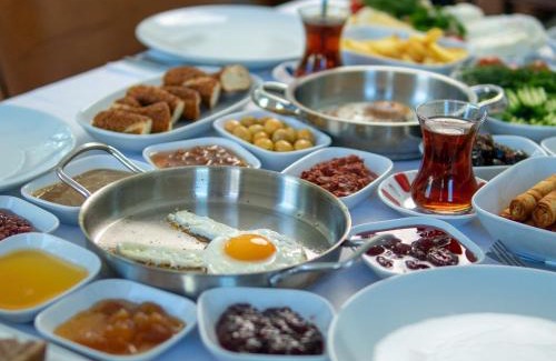 Eceabat Hotel | Troilus Park House