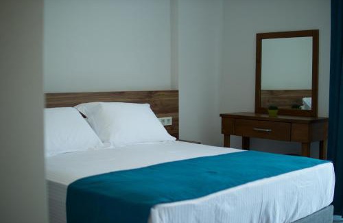 Eceabat Hotel | Troilus Park House