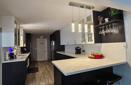 Miami Gardens House | Tropical 3-bedroom estate with WiFi, AC in gorgeous Miami Gardens
