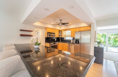 Garden Isles House | Tropical 4Bedroom Villa w Pool