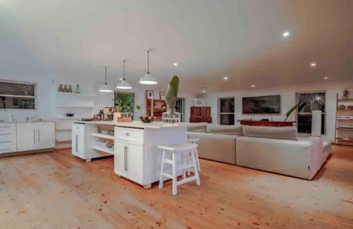 Selection Beach House | Tropical beachfront villa in Umdloti - Endless summers