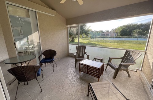 Crown Pointe House | Tropical get away in Naples!