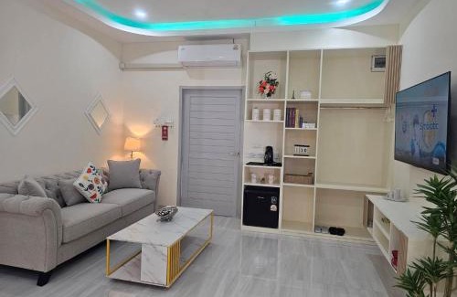 Wichit House | Tropical Oasis Aoyon Beach House