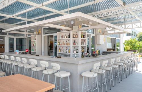 Tingaki Hotel | Tropical Sol