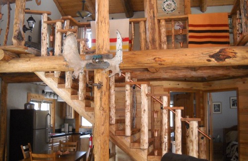 Cascade Cabin | Trout Tales Lodge, Dearborn River front, blue ribbon fishing. Cascade, Craig MT.