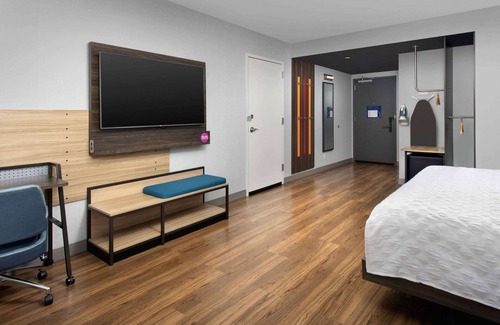 Sobro Hotel | Tru by Hilton Nashville Downtown Convention Center