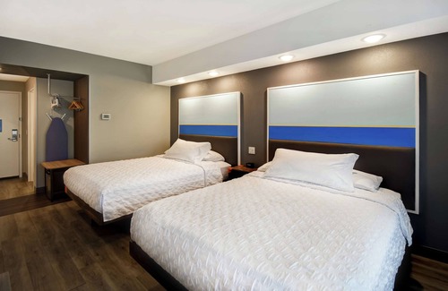 Salt Lake City Hotel | Tru by Hilton Salt Lake City Airport