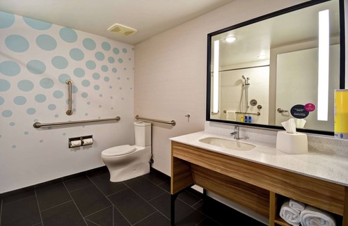 Salt Lake City Hotel | Tru by Hilton Salt Lake City Airport