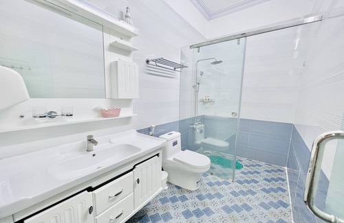 Binh Tan Hotel | Truc Huyen Hotel