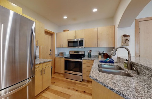 Salt Lake Mountain Resorts Condo | True ski-in/ski-out condo steps to lift w/pool, hot tub, wood-burning fireplace