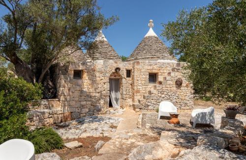 Cisternino Villa | Trulli Colle Specchia Intera Villa