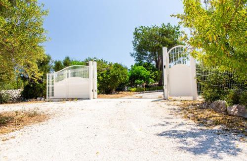 Impalata House | Trulli del Capo by MONHOLIDAY