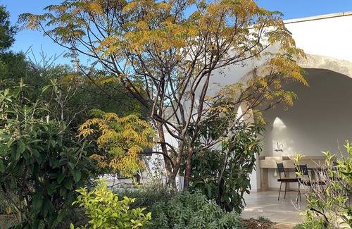 Ostuni Villa | Trullo Dipinto: private pool, secluded, yet central location for beach & culture