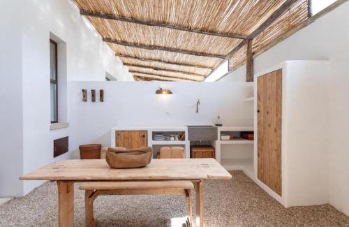Sant'Isidoro Bed & Breakfast | Trullo Santovia