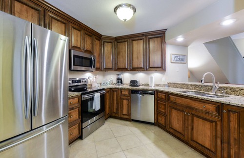 Table Rock Condo | Truly 4 bedroom in Pointe with 2 Livingrooms